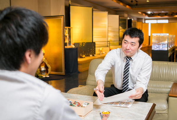 法人向け営業スタッフ